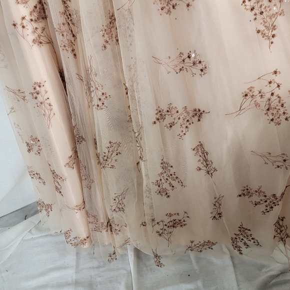 Mac Duggal $998 Size 8 Cap Sleeve Beaded Champagne Blush Pink 79317 Dress - Picture 7 of 14